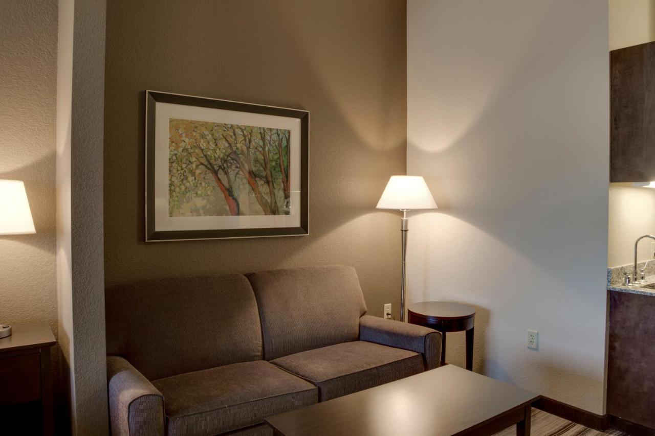 Holiday Inn Express & Suites Nevada By Ihg Pokój zdjęcie