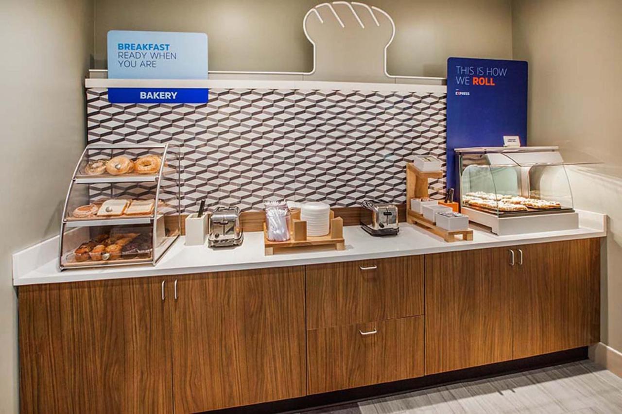 Holiday Inn Express & Suites Nevada By Ihg Zewnętrze zdjęcie
