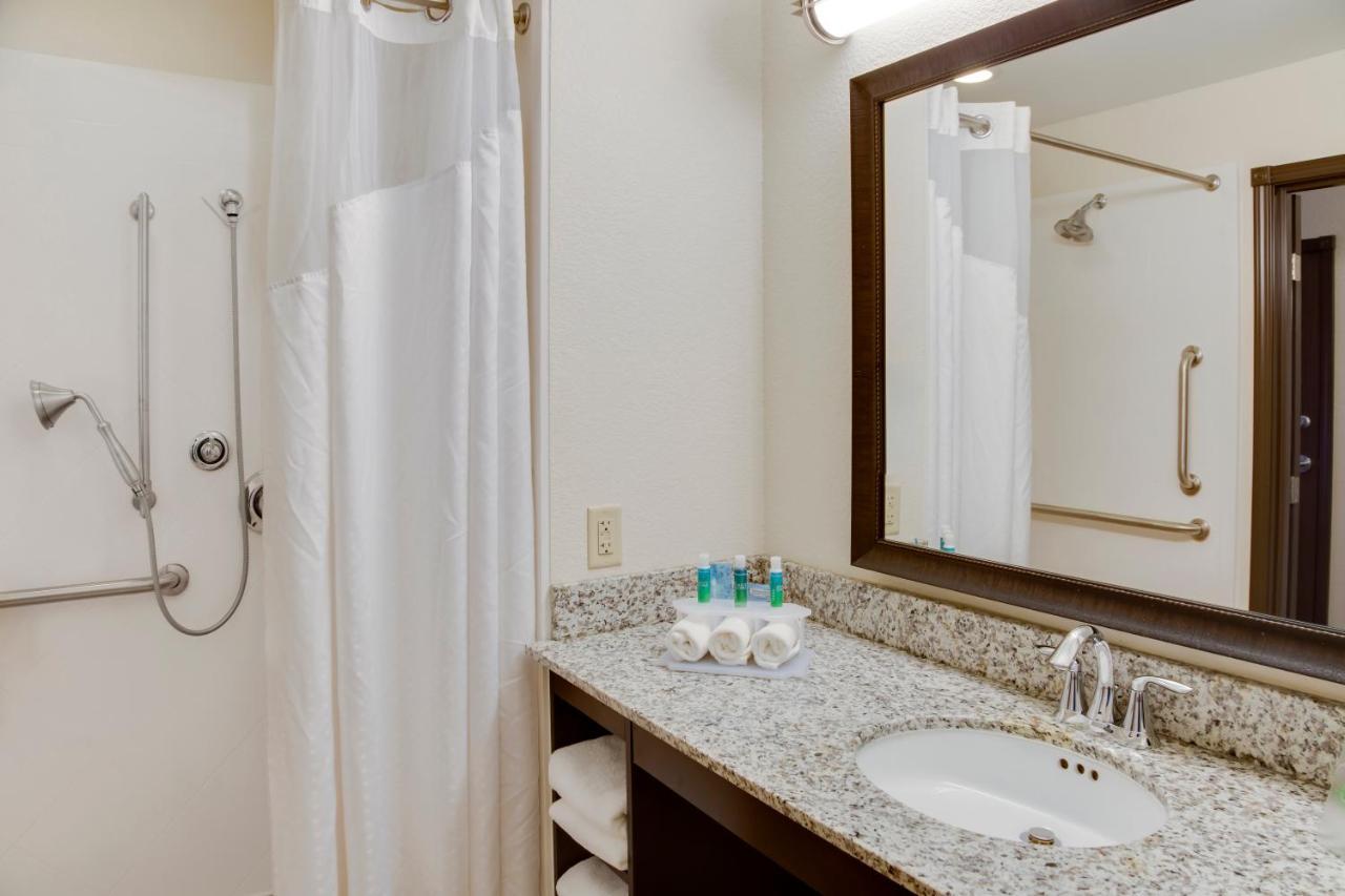 Holiday Inn Express & Suites Nevada By Ihg Pokój zdjęcie