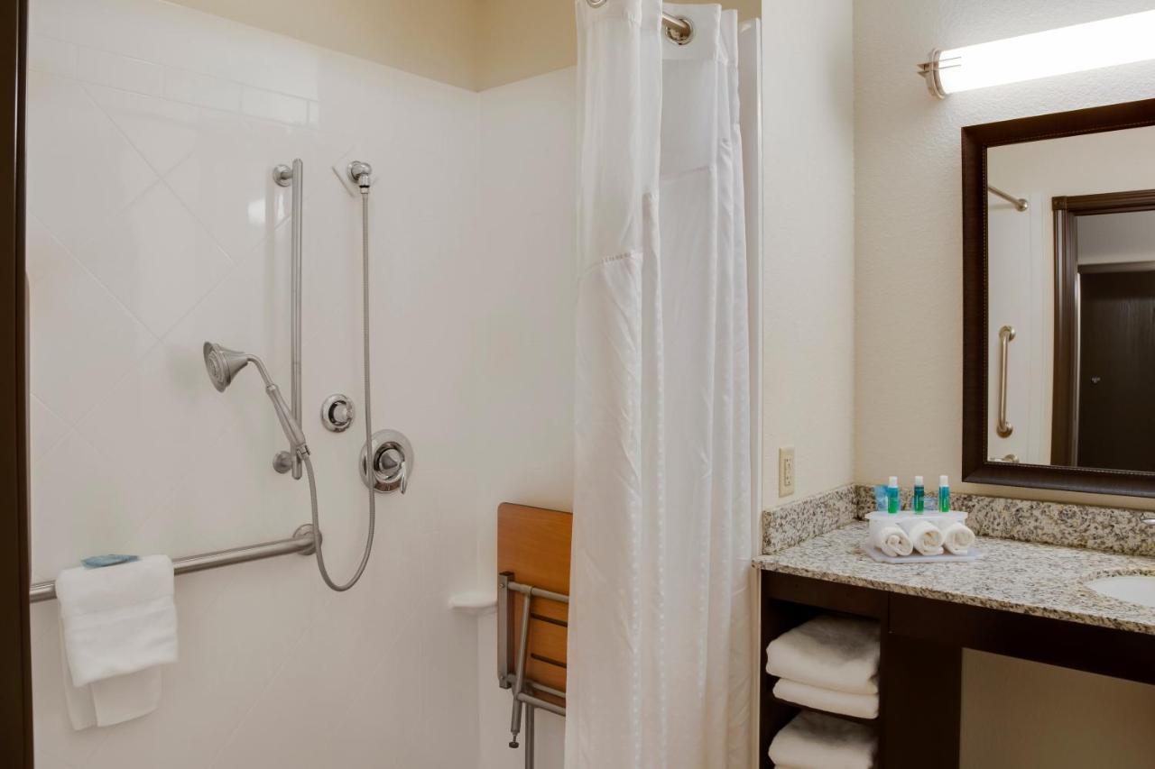 Holiday Inn Express & Suites Nevada By Ihg Zewnętrze zdjęcie